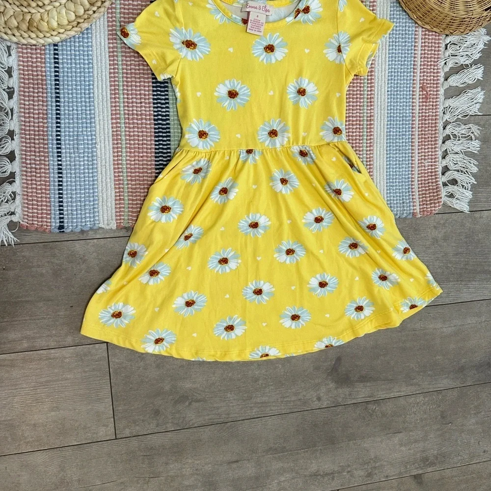 Emma & Elsa Girl’s Yellow Floral Buttery Soft Cozy Dress with Pockets Size 4